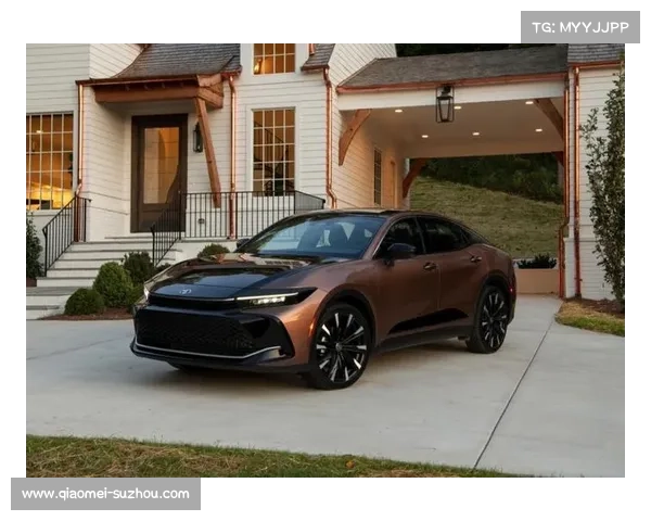 全新皇冠或29万起？轿跑车身+5.8秒破百 男人们的梦中情车？